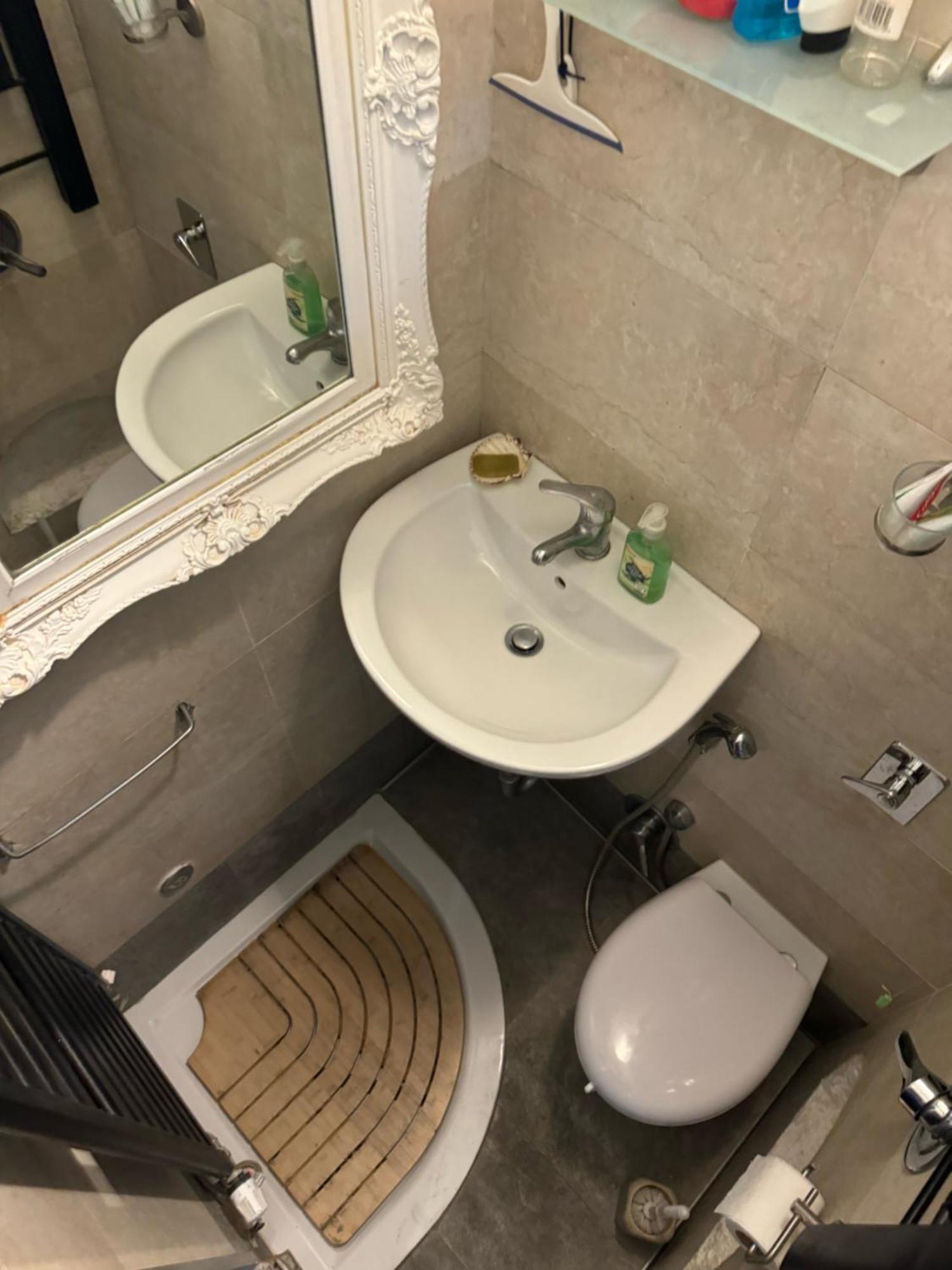 Free 30 Minutes Preemptive Cognitive Disconnect Therapy Price Location Real Duomo Palace Mini Suite Milano Esterno foto